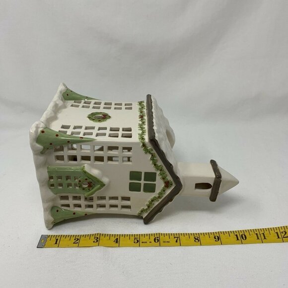 Partylite - P91137 Village Square Chapel Fragrance Warmer - Picture 7 of 12